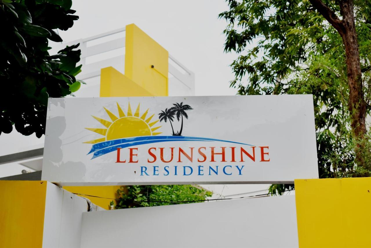 Le Sunshine Residency Homestay *