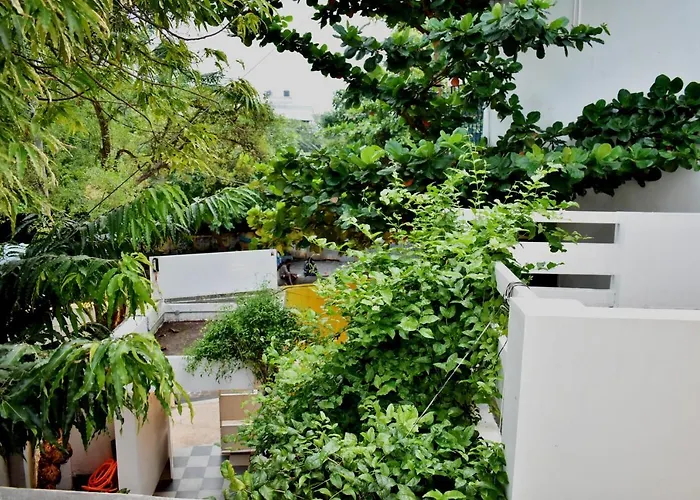 Le Sunshine Residency